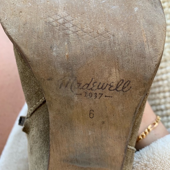 Brown/ tan suede madewell booties - Picture 6 of 6